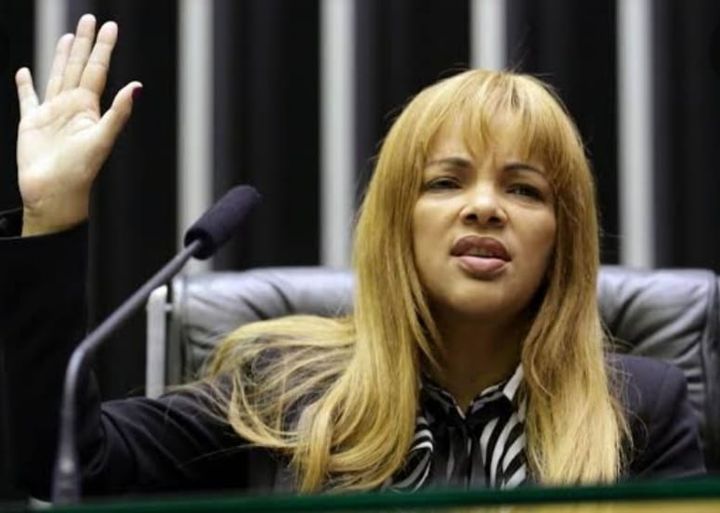 Photo of Ministério Público pede a prisão da ex-deputada Flordelis (Politica)  BN