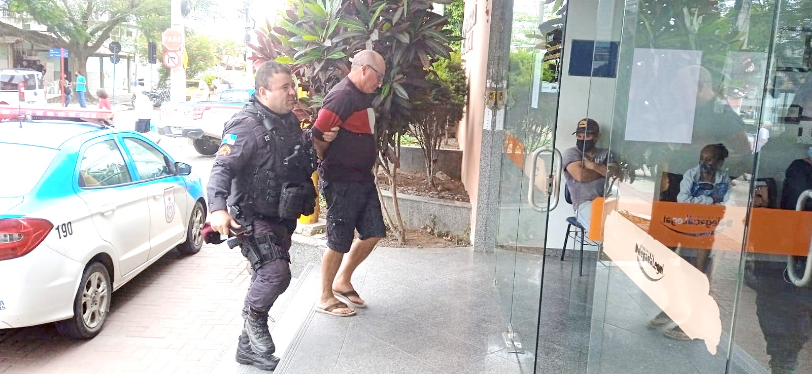 Photo of Homem que estava foragido da justiça do Ceará.é preso em Maricá BNRJ