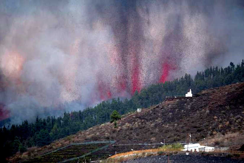 Photo of Vulcão entra em erupção no arquipélago espanhol das Canárias  BNRJ