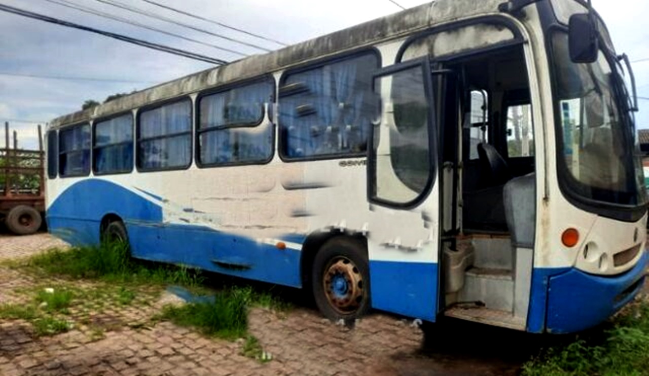 Photo of Corpo em estado de decomposição é achado dentro de ônibus em Campos   BNRJ
