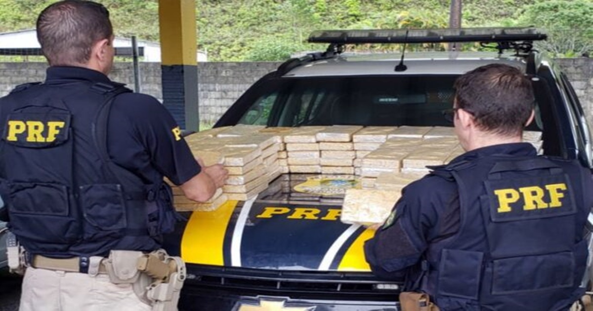 Photo of Polícia Rodoviária Federal acha 100 Kg de cocaína no fundo falso de carro BNRJ