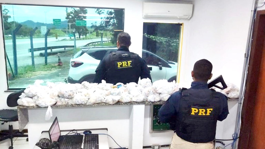 Photo of Polícia Rodoviária Federal apreende grande quantidade de pinos de cocaína   BNRJ