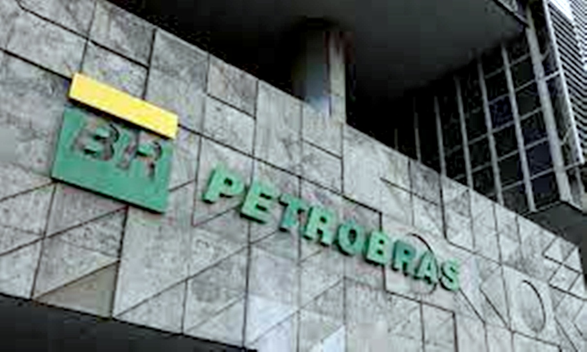 Photo of Dupla desistência em 24 horas joga a Petrobras no olho de nova crise  BNRJ