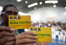 Photo of Bolsa Família é recriado com mínimo de R$ 600 por família e mais R$ 150 por criança de até 6 anos  l  Banca de Notícias RJ
