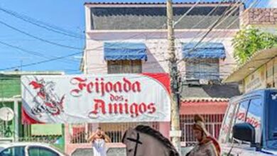 Photo of Devotos de São Jorge fazem feijoada no Rio para comemorar dia do santo